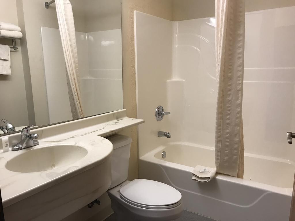 Monroe Heights Grove City Bagian luar foto